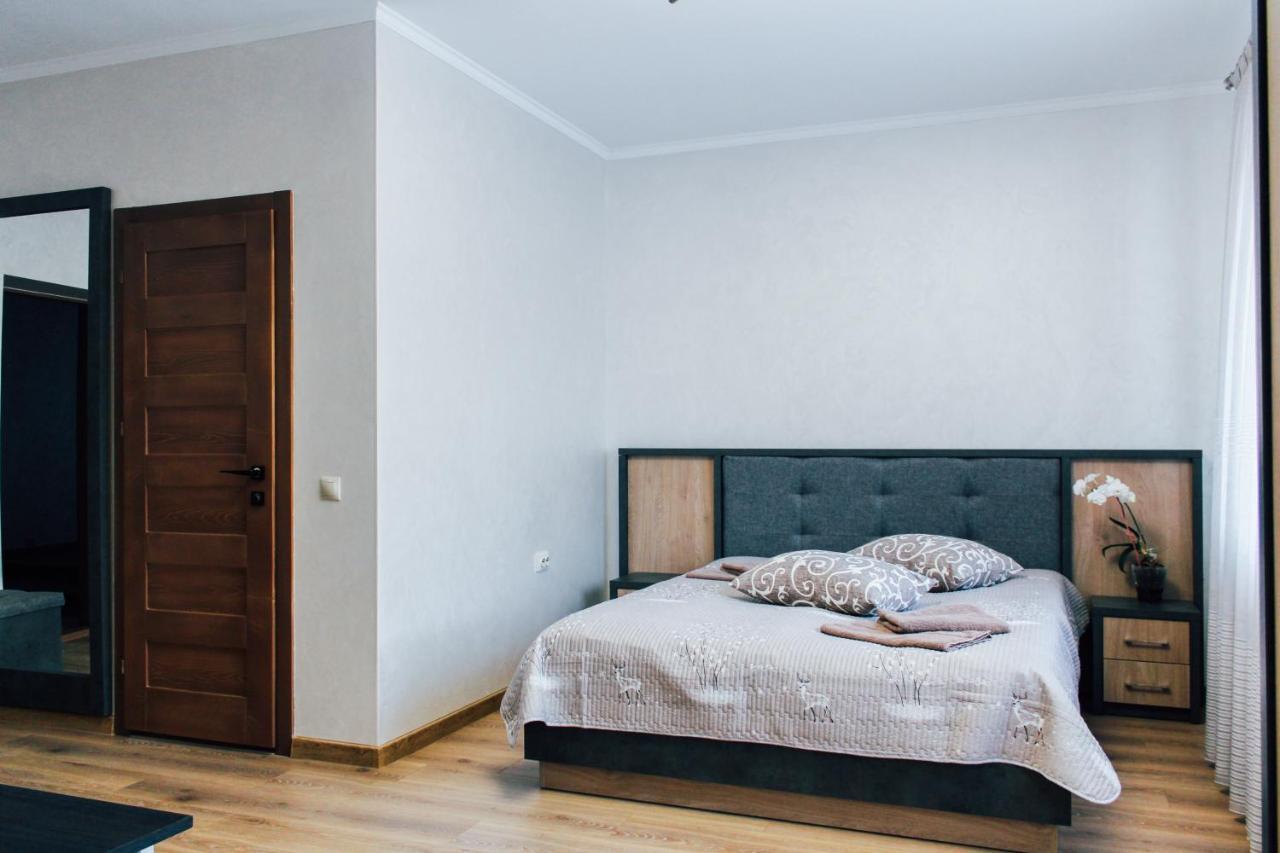 баймонт Hotel *
